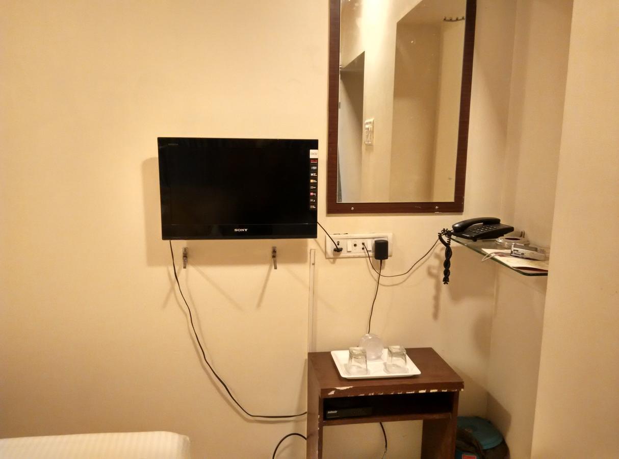 Hotel Silver Castle Mumbai Luaran gambar